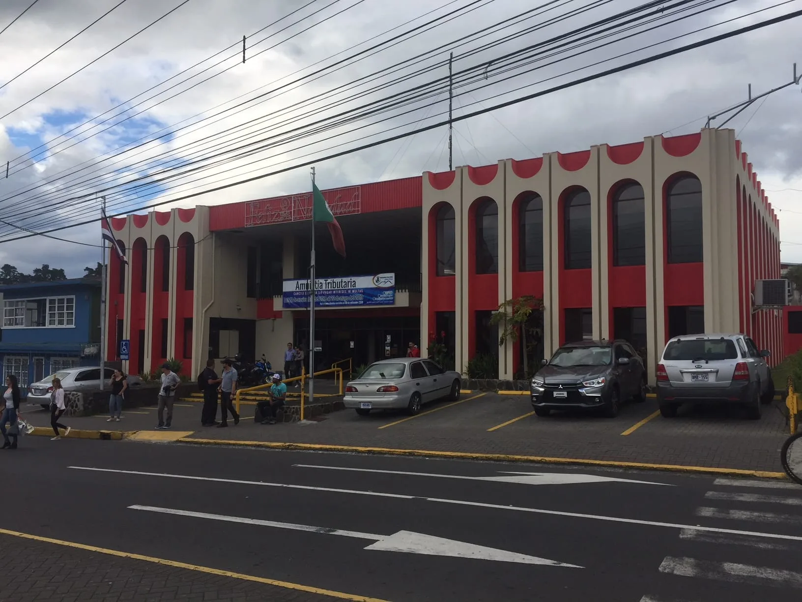 EDIFICIO MUNICIPAL